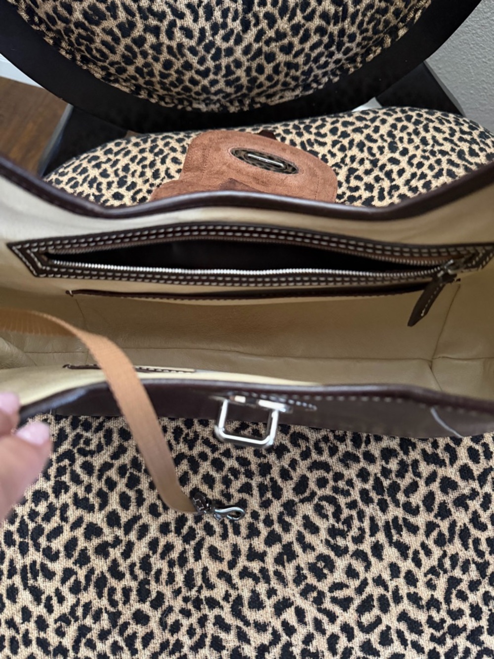 Dooney & Bourke Florentine Toscana Front Stitch Hobo - Picture 6 of 7